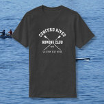 Personalisierte Crew Ruderlogos Ruhegymnastik Jahr T-Shirt<br><div class="desc">Personalisierte Crew Rowing T - Shirt mit gekreuzten Rudern und Ihrem benutzerdefinierten Text. Fügen Sie Ihren Clubnamen, das Jahr, den benutzerdefinierten Text hinzu (Name des Trainers, Name des Rudergängers, Veranstaltung usw.) Macht einen durchdachten Ende der Saison Keepsake, Coach's Geschenk oder Team Spendenaktion. Klicken Sie auf das Logo des Colorfulgalshop >...</div>