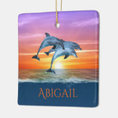 Personalisierte Delphine springen Ozean Weihnachte Keramikornament (Links)
