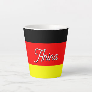 Personalisierte deutsche Flagge Milchtasse