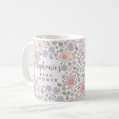 Personalisierte Ditsy Floral Baby Dusche Tasse (Vorderseite Links)