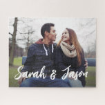 Personalisierte Doppelnamen und benutzerdefinierte Puzzle<br><div class="desc">Das Jigsaw Puzzle ist ein Personalisiertes Puzzle für Paare und individuelle Fotos. Es ist das ideale Geschenk, um mit Ihrem Partner nachhaltige Erinnerungen zu schaffen. Dieses einzigartige und nachdenkliche Rätsel erlaubt es Ihnen, es mit Ihren Namen und einem besonderen Foto, das sentimental wertvoll ist, anzupassen. Ob Geburtstag, Jubiläum, Weihnachten oder...</div>