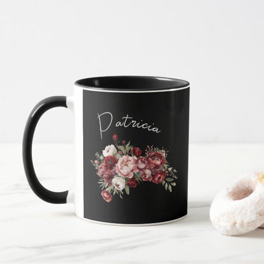 Personalisierte dunkle Blumennamens Tasse (Mit Donut)