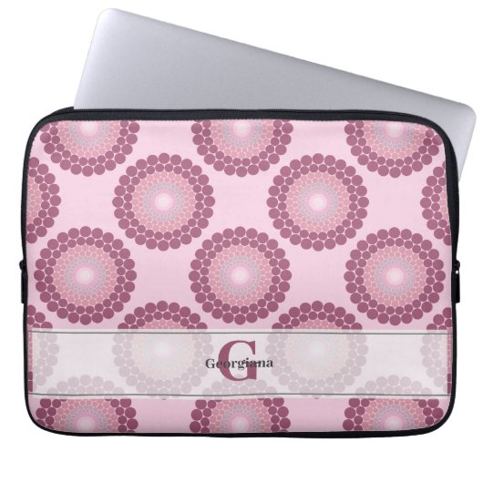 Personalisierte Dusky Rose Polka Dot Mandala Laptopschutzhülle (Vorderseite)
