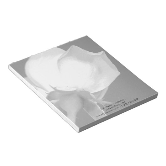 Personalisierte, einfache elegante Rose, Schwarz u Notizblock (angewinkelt)