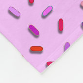 Personalisierte Einhorn- und Süßigkeiten mit Bow Fleecedecke (Ecke)