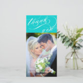 Personalisierte, elegante Script-Hochzeit Vielen D Dankeskarte (Stehend Vorderseite)