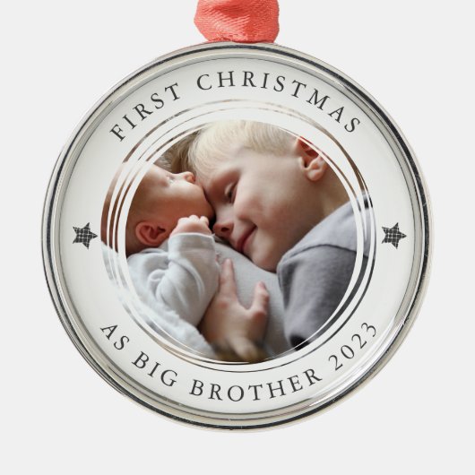 Personalisierte erste Weihnachten als Big Brother Ornament Aus Metall (Vorne)