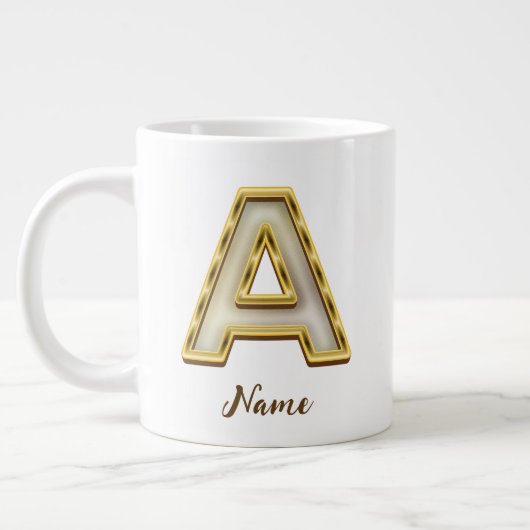 Personalisierte Erstmalige Monogramm-Gold-Typograf Jumbo-Tasse (Links)