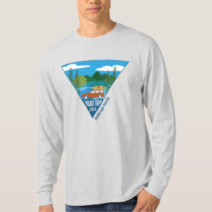 Personalisierte Familienreise in den Berg T-Shirt