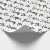 Personalisierte Familiensignatur Modernes Skript S Geschenkpapier (Ecke)