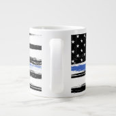 Personalisierte Flagge mit der dünnen blauen Linie Jumbo-Tasse (Rückseite)