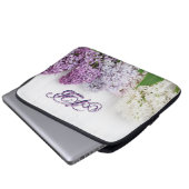 Personalisierte Flieder-Laptop-Hülle | Monogramm 1 Laptopschutzhülle (Vorne Knopf)