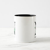 Personalisierte Floral Alphabet N Monogramm Zwei-T Zweifarbige Tasse (Mittel)