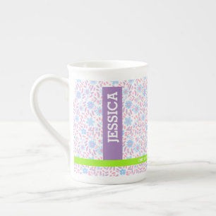 Personalisierte florale Bezeichnung und Monogramm Porzellantasse