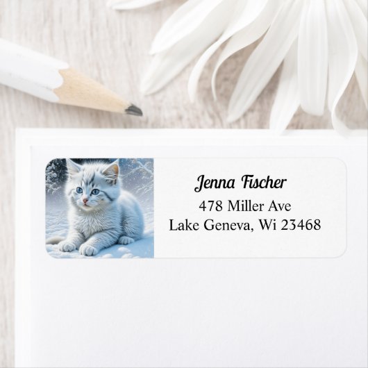 Personalisierte Fluffy White Kitten im Schnee (Insitu)