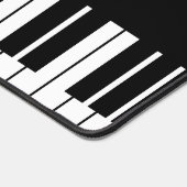 Personalisierte Flügeltasten in Schwarzweiß Schreibtischunterlage (Ecke)