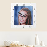 Personalisierte Foto-Uhr für benutzerdefinierte Se Quadratische Wanduhr<br><div class="desc">Laden Sie ein Foto hoch und erstellen Sie ganz einfach Ihre personalisierte Foto-Wanduhr. Sie können dieses Design auf anderen Zazzle-Produkten übertragen und an die meisten Zazzle-Produkte anpassen. Standard Studio Designs werden in hochauflösender Vektorgrafik für einen beruflichen Druck hergestellt. Vielen Dank, dass Sie sich für unsere Designs entschieden haben und sich...</div>