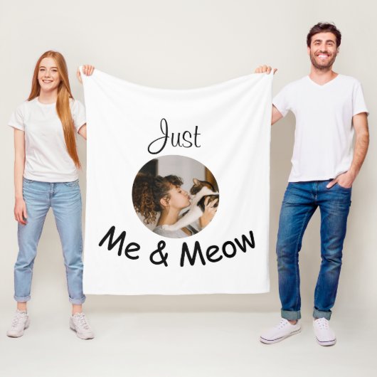 Personalisierte Fotovorlage "Just Me and Meow" - Fleecedecke (Beispiel)