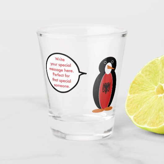 Personalisierte Fr. Pinguin Albanien Schnapsglas (Vorderseite)