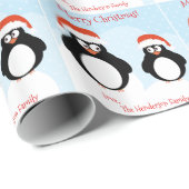 Personalisierte frohe Weihnachts-Penguin-Geschenkw Geschenkpapier (Rolleneckpunkt)