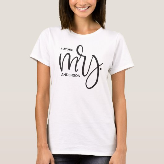 Personalisierte "Future Mrs." mit Nachname - Scrip T-Shirt (Vorderseite)