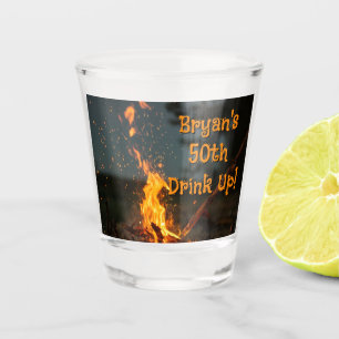 Personalisierte Geburtstagsfeier mit Lagerfeuer-Fu Schnapsglas