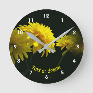 Personalisierte gelbe Goldquell-Blumen Runde Wanduhr