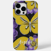 Personalisierte gelbe Schmetterlinge und violette Case-Mate iPhone Hülle (Rückseite)