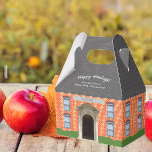 Personalisierte Geschenkboxen im Schulhaus Geschenkschachtel