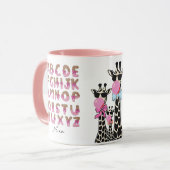 Personalisierte Giraffe Rosa Alphabet  Tasse (Vorderseite Links)
