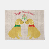 Personalisierte Goldendoodles Küssen unter Mistlet Fußmatte (Vorderseite)