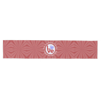 Personalisierte griechische Flagge Rot LOVE Mittelgroßer Tischläufer