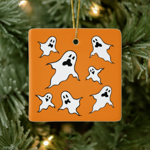 Personalisierte grimmige Halloween-Geister Tree Or Keramikornament