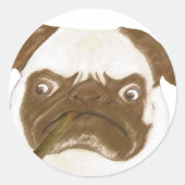 Personalisierte Grumpy Puggy mit Cigar Runder Aufkleber (Vorderseite)