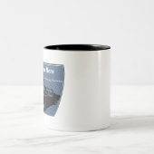 Personalisierte GTO Garage Zweifarbige Tasse (Mittel)