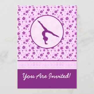 Personalisierte Gymnastik-lila Herz mit Blumen Einladung