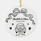 Personalisierte Hand Drawn Whimsical Bow Wedding Keramik Ornament (Vorne)