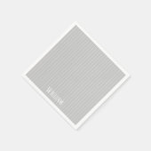 Personalisierte, hellgraue Pinstreifen Serviette (Ecke)