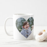Personalisierte Herz-Shaped Foto Tasse<br><div class="desc">Mit dieser Personalisierten Herz-förmigen Foto-Tasse erstellen Sie Ihr eigenes individuelles Weihnachtsgeschenk! Fügen Sie einfach Ihre eigenen schönen Fotos hinzu.</div>
