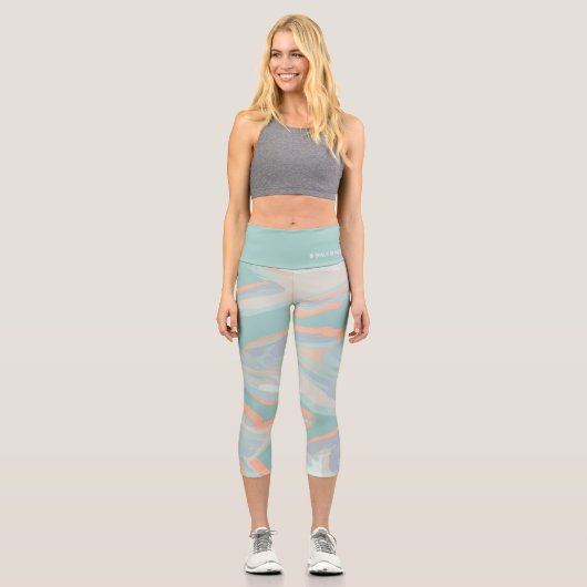 Personalisierte Holographische Camouflage Capri Leggings (Vorderseite)