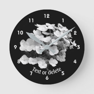 Personalisierte Hortensienblüte   Runde Wanduhr