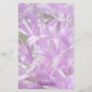 Personalisierte hübsche lila wilde Blumen Briefpapier