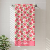 Personalisierte hübsche rosa florale Blume Badehandtuch