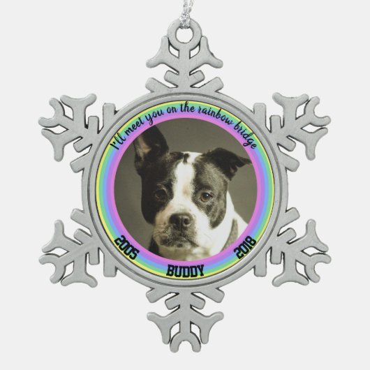 Personalisierte Hundebrücke Schneeflocken Zinn-Ornament (Vorderseite)