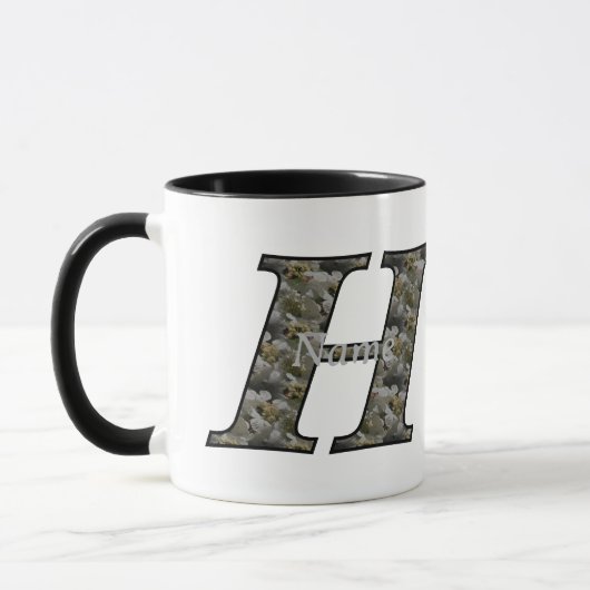 Personalisierte Hydrangeenblumen mit Monogramm-Anf Tasse (Links)