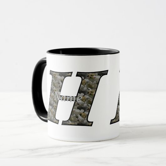 Personalisierte Hydrangeenblumen mit Monogramm-Anf Tasse (Vorderseite Links)