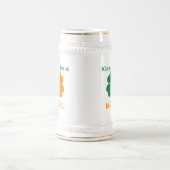 Personalisierte Iren küssen mich, den ich Mcgill Bierglas (Mittel)