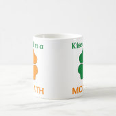 Personalisierte Iren küssen mich, den ich Mcgrath Kaffeetasse (Mittel)