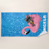 Personalisierte Katze auf Flamingo Pool Name Strandtuch (Vorderseite)