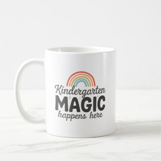 Personalisierte Kindergarten-Magie geschieht hier Kaffeetasse (Links)